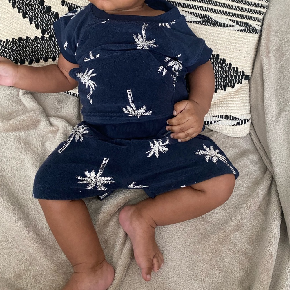 Old Navy Terry cloth set